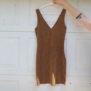 Aritzia Wilfred Free Jonas Dress